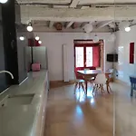 La Casita De Leon
